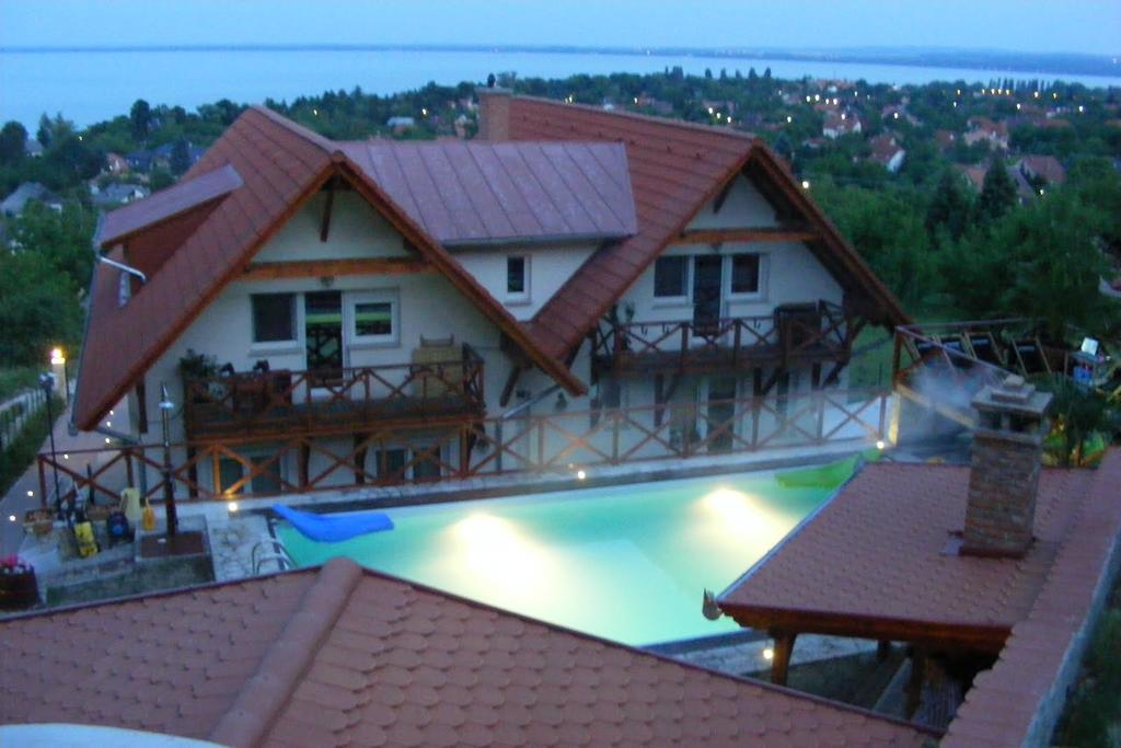 Holidaysport Haus Balatongyorok Exterior photo